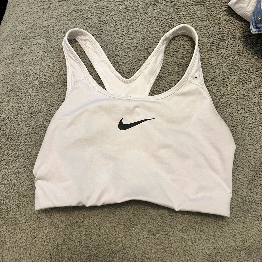 Nike Sports Spra